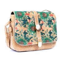 Malá korková kabelka přes rameno - Zelené květy